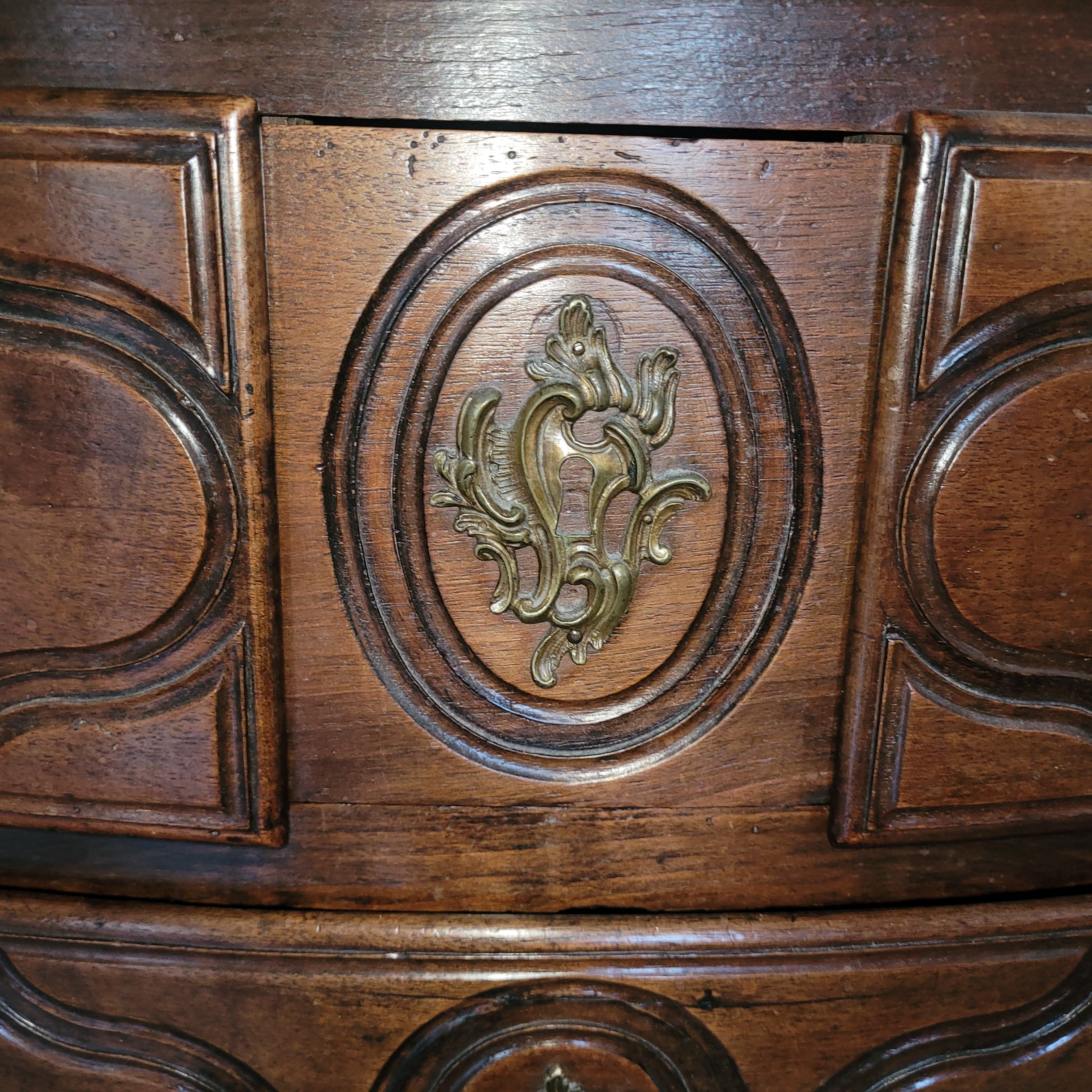 COMMODE ARBALETE