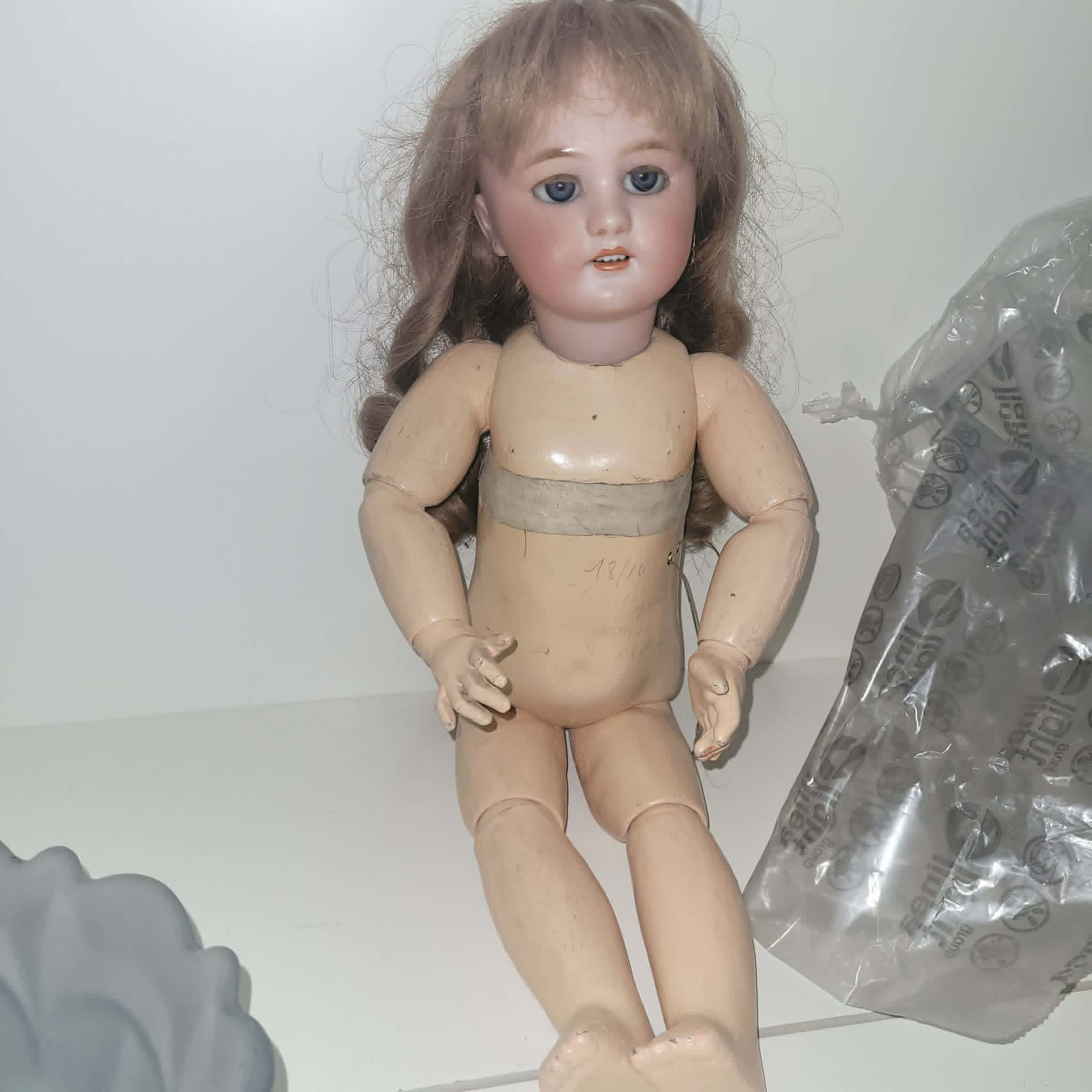 POUPEE JUMEAU PARLANTE