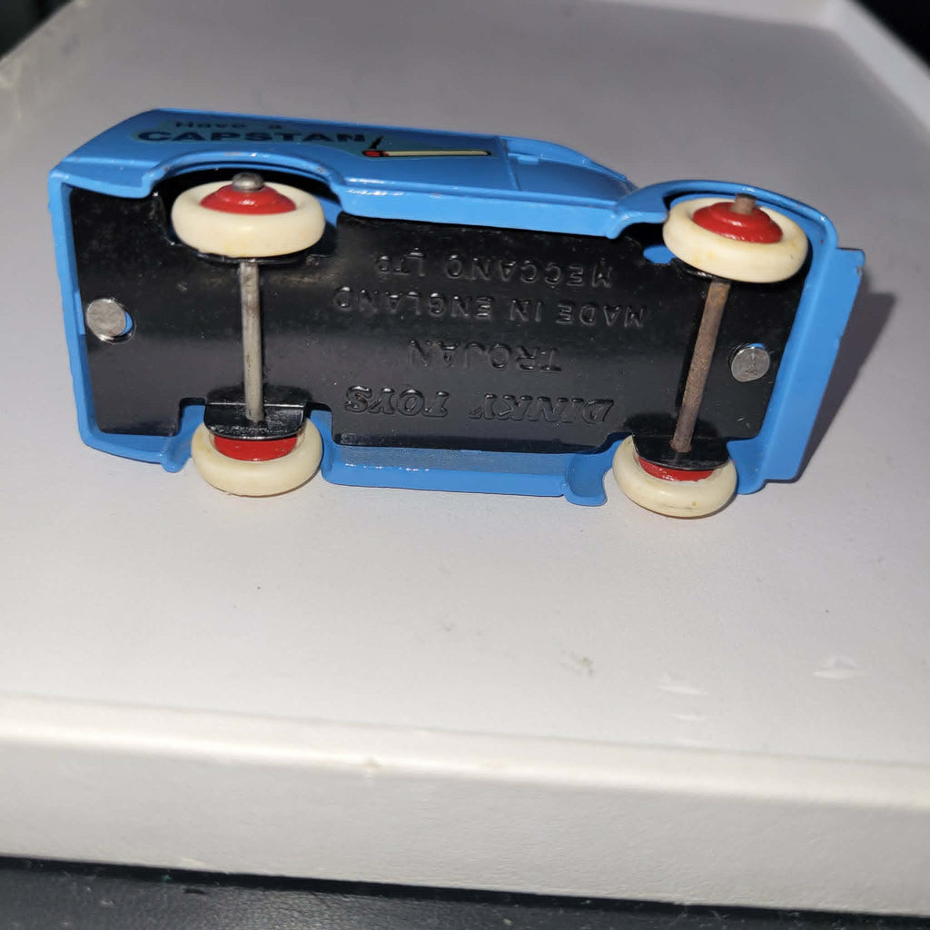 DINKY TOYS TROJAN