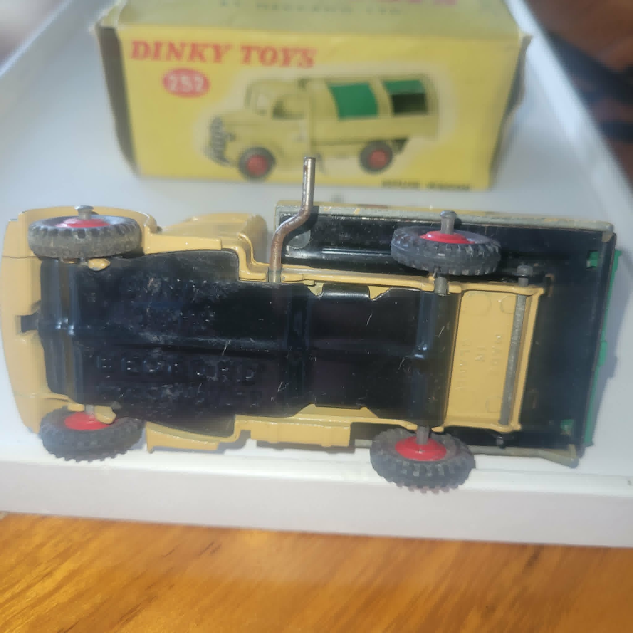 DINKY TOYS 252
