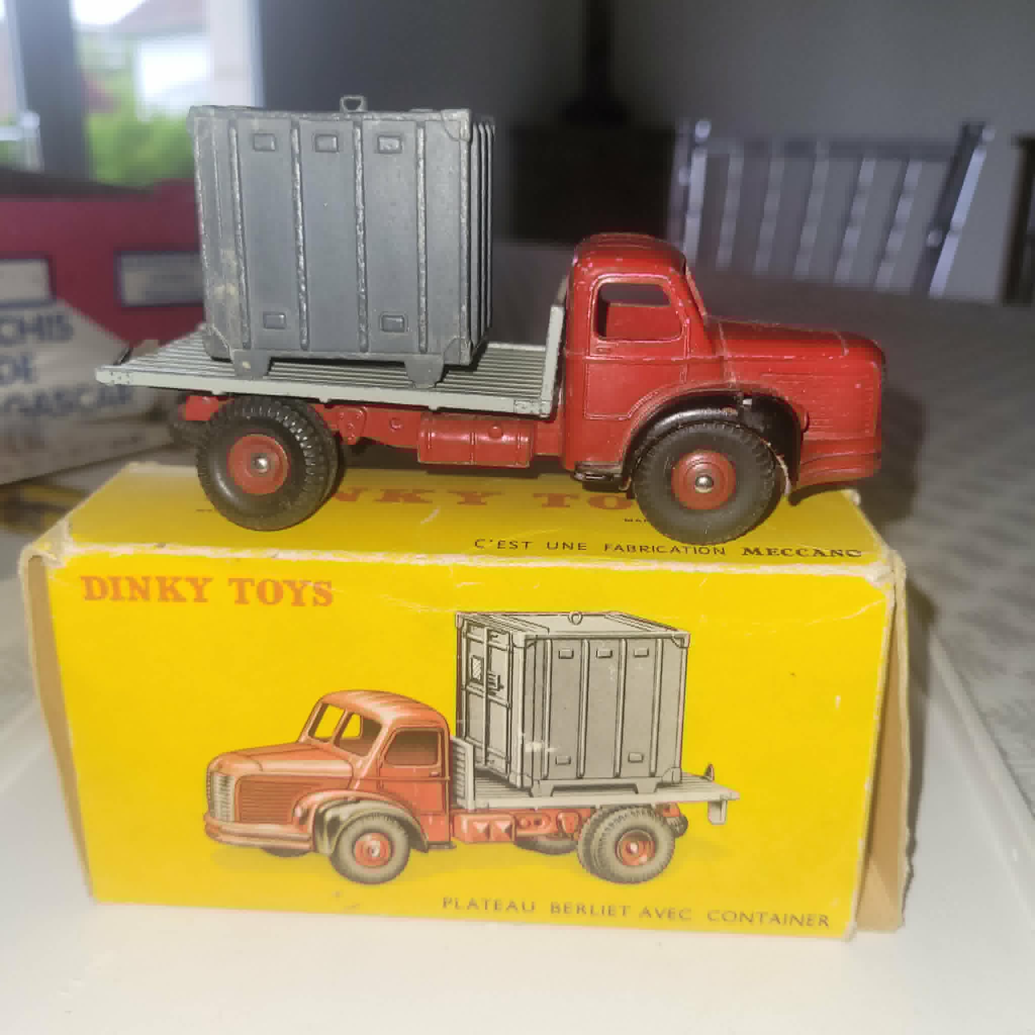 DINKY TOYS BERLIET