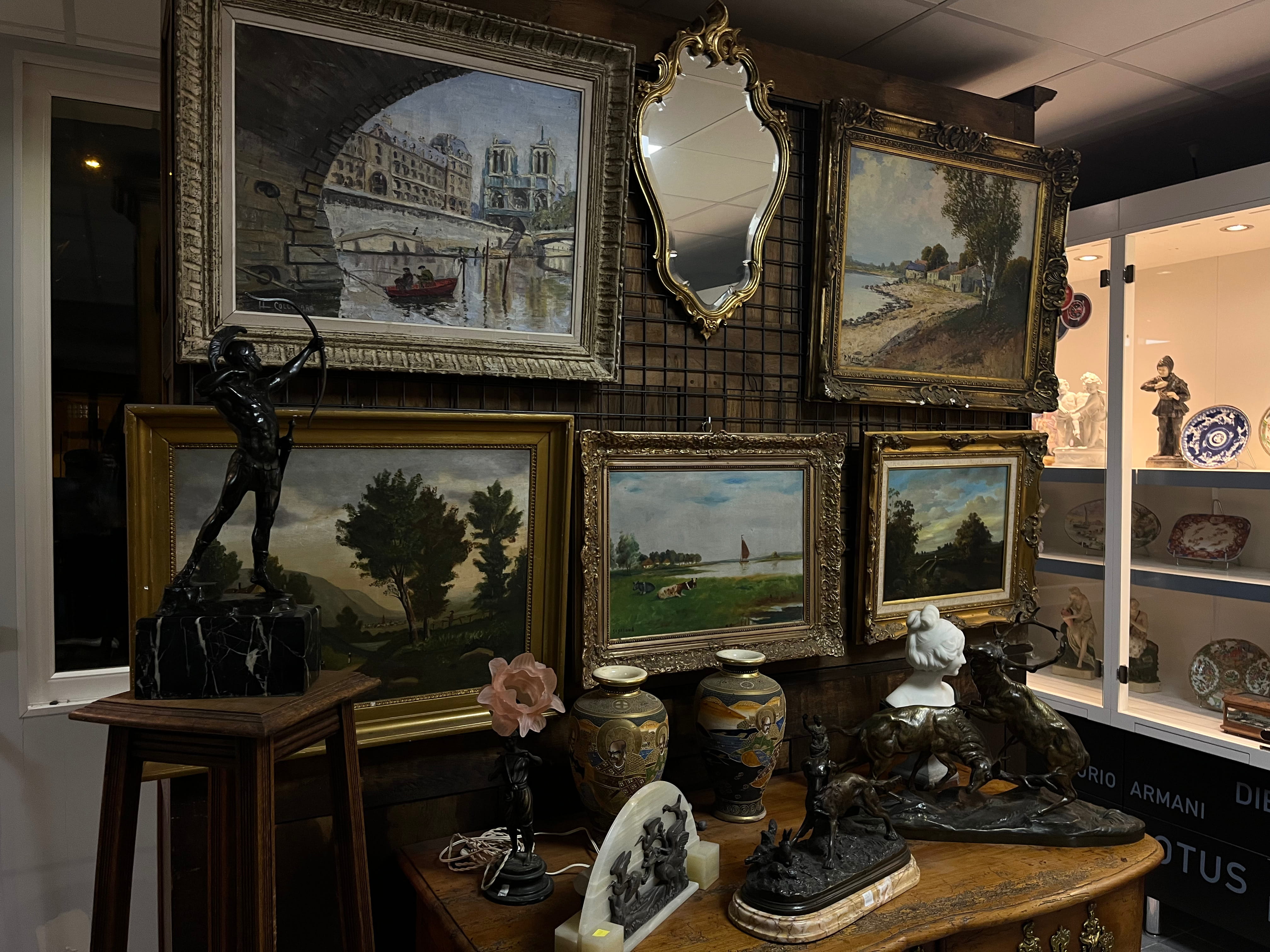 Boutique Cash  Antiquités