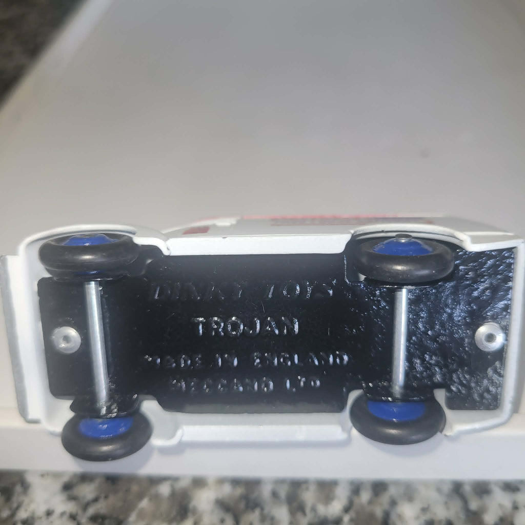 DINKY TOYS TROJAN
