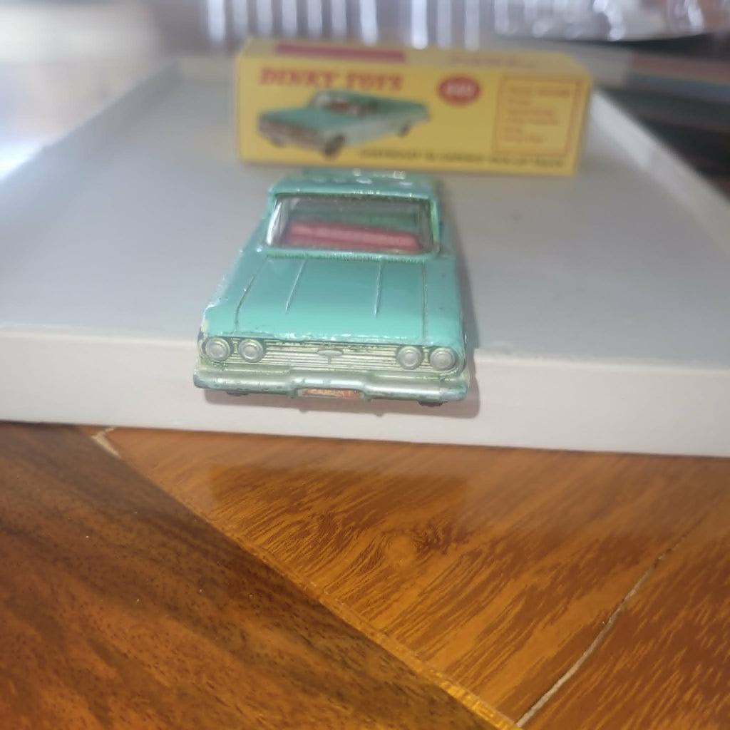 DINKY TOYS CHEVROLET
