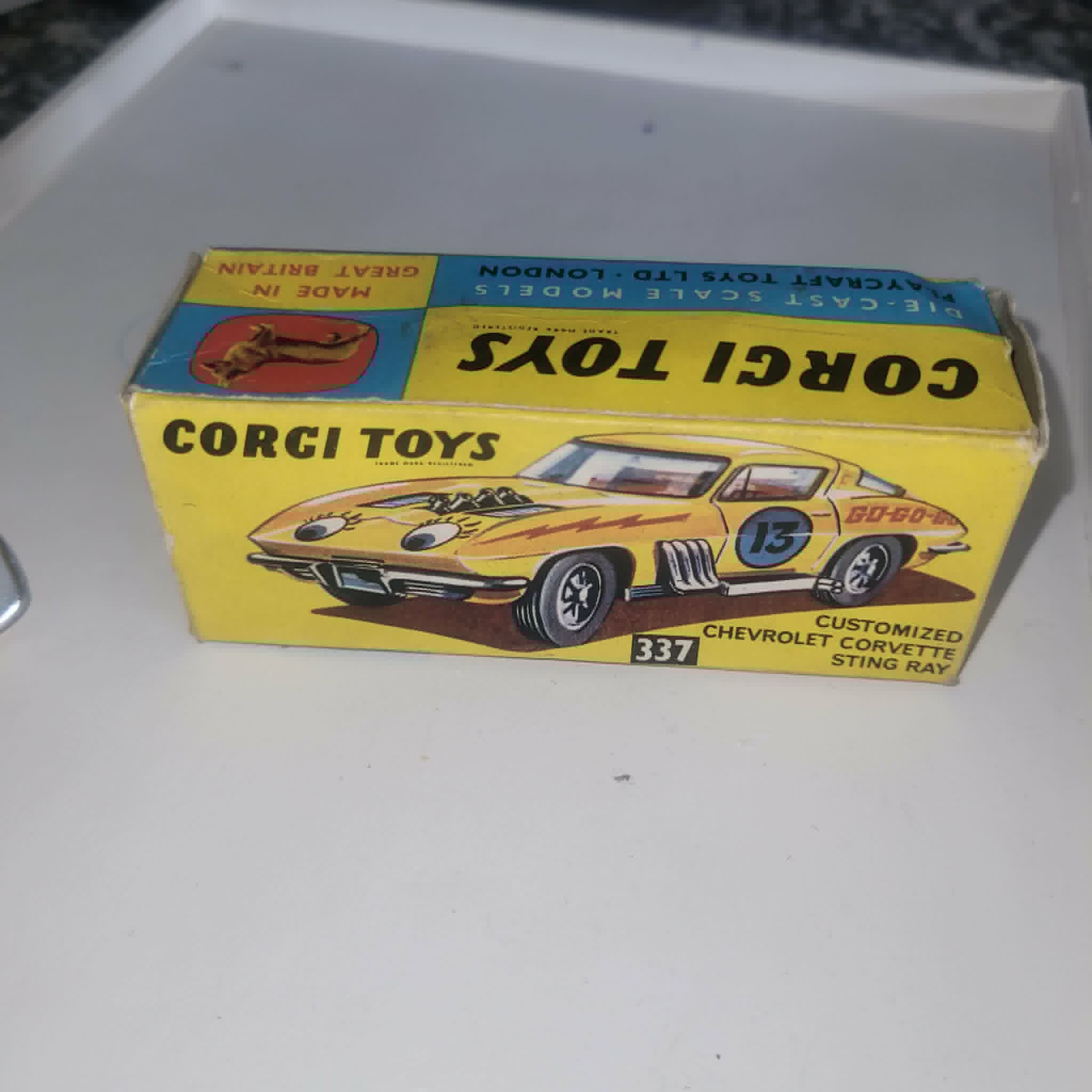 CORGI TOYS CORVETTE