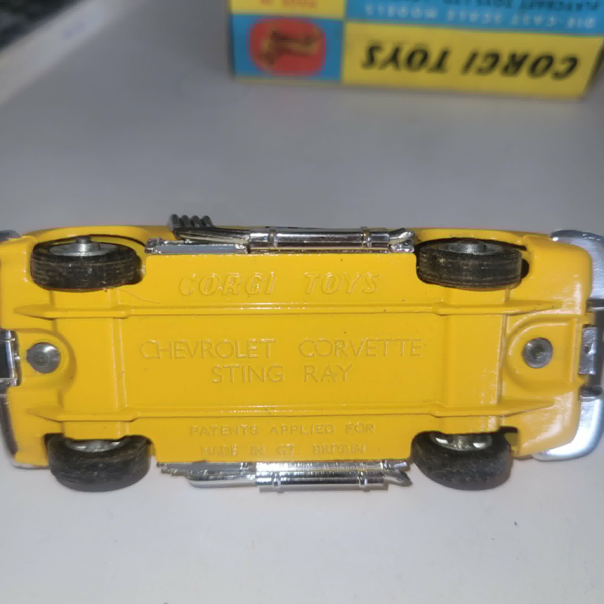 CORGI TOYS CORVETTE