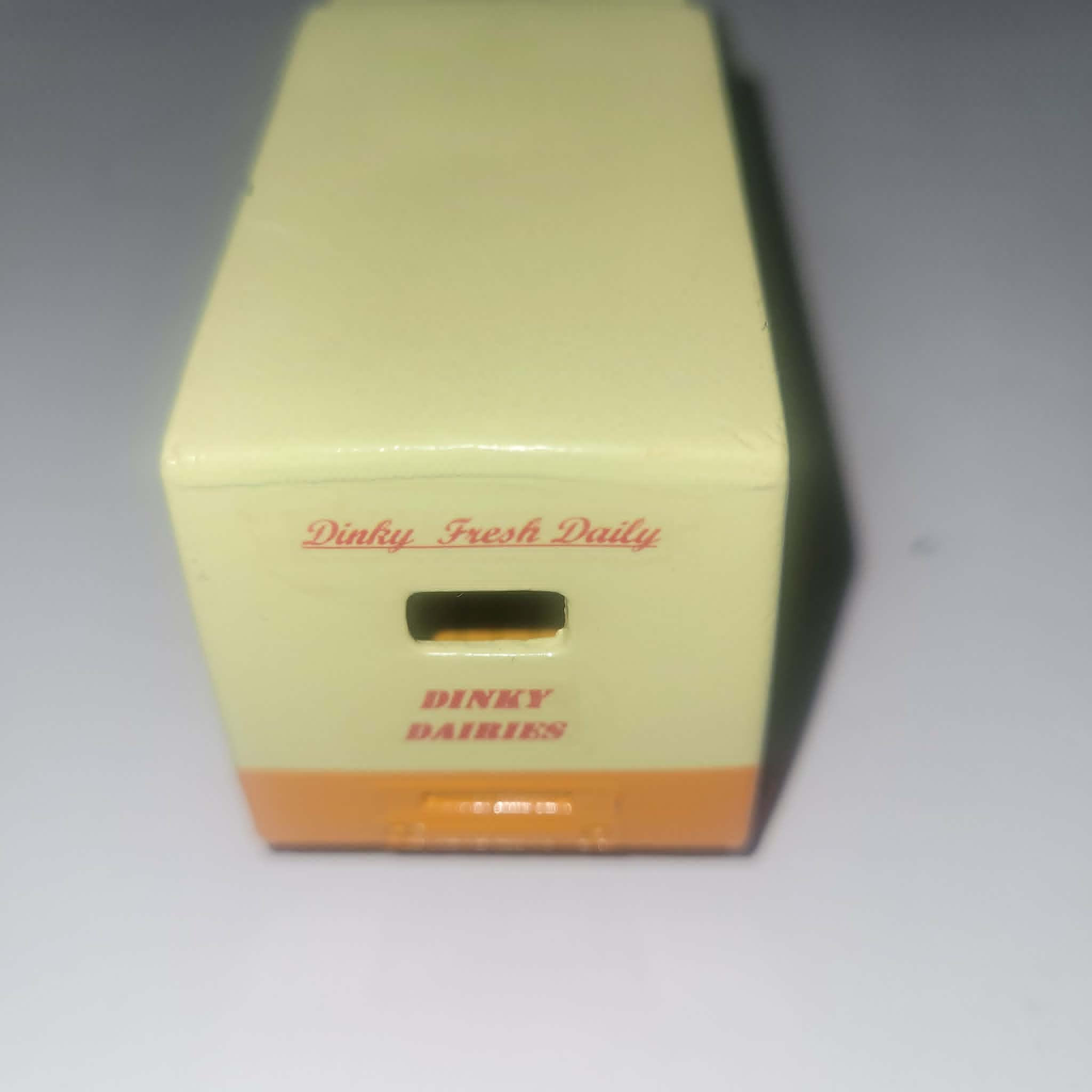 DINKY TOYS DAILY