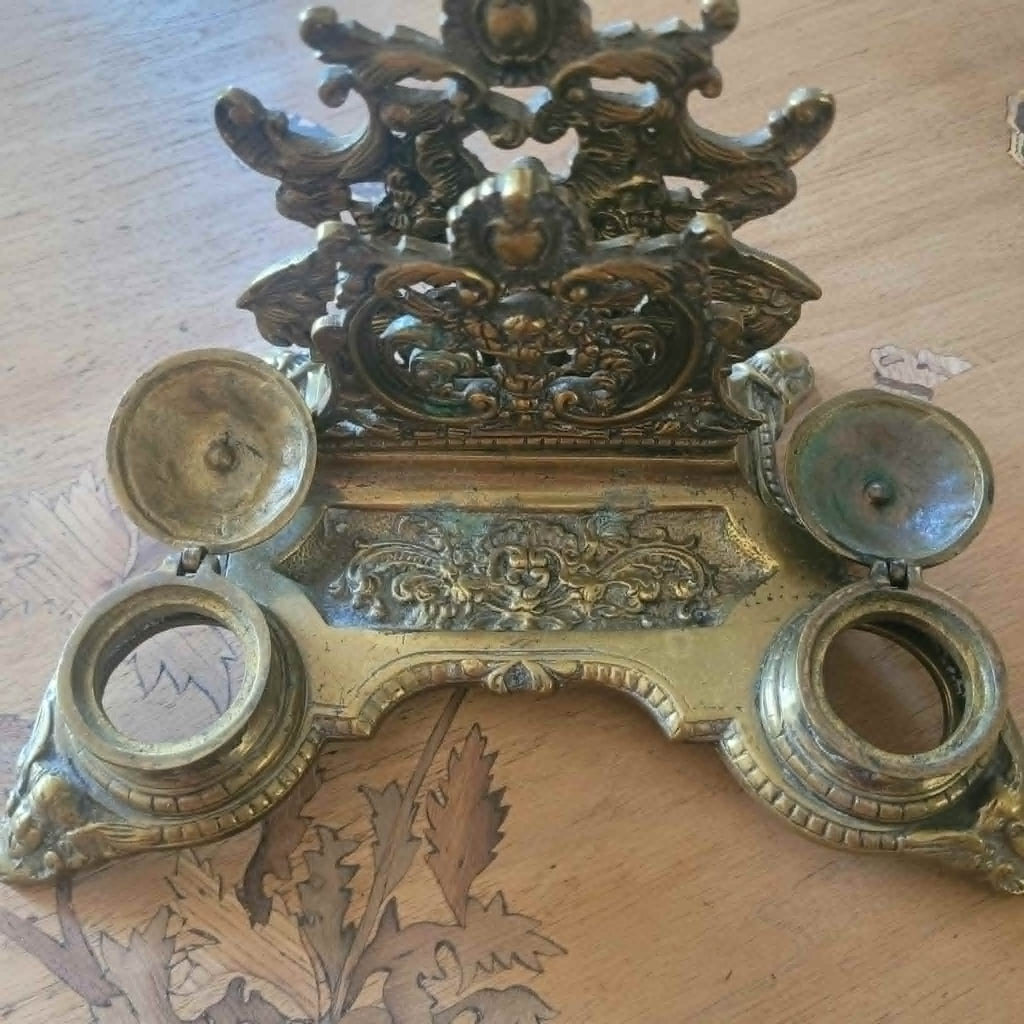 ENCRIER EN BRONZE DORé