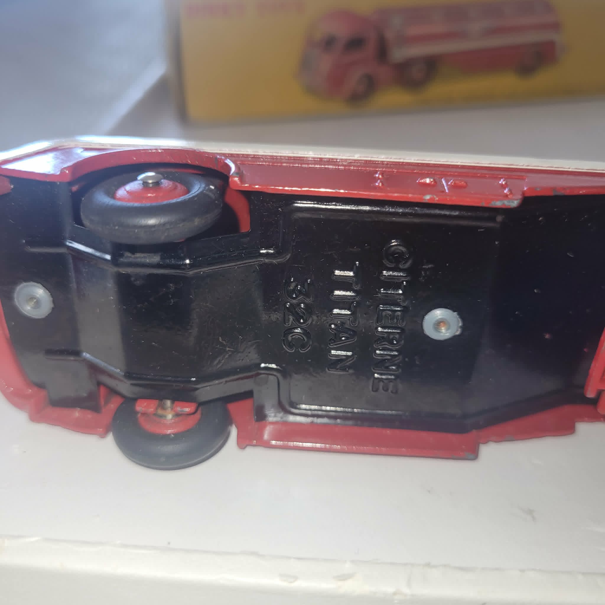 DINKY TOYS ESSO