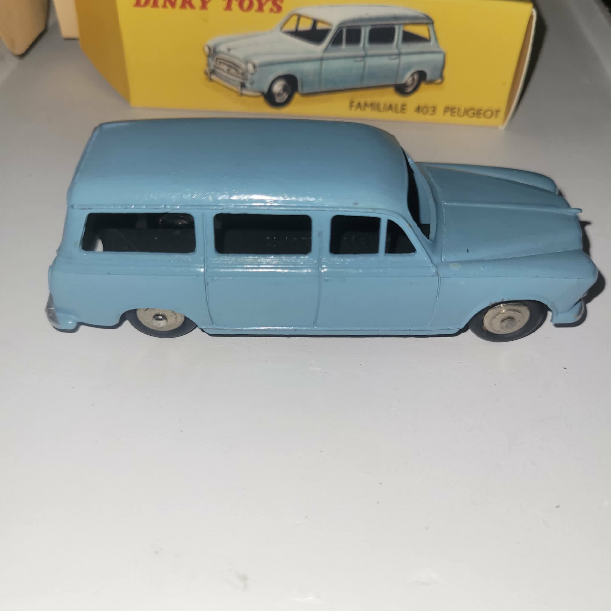 DINKY TOYS 403 PEUGEOT
