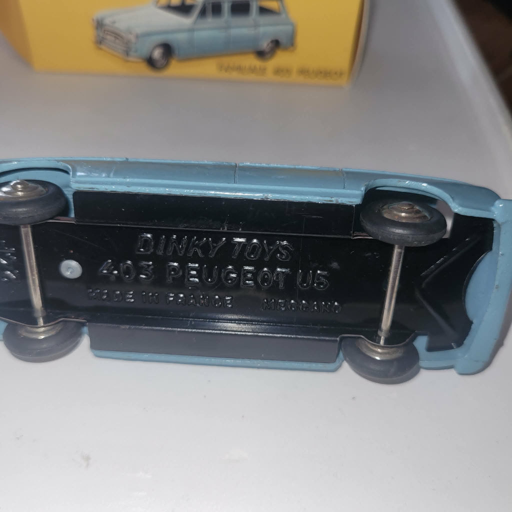 DINKY TOYS 403 PEUGEOT