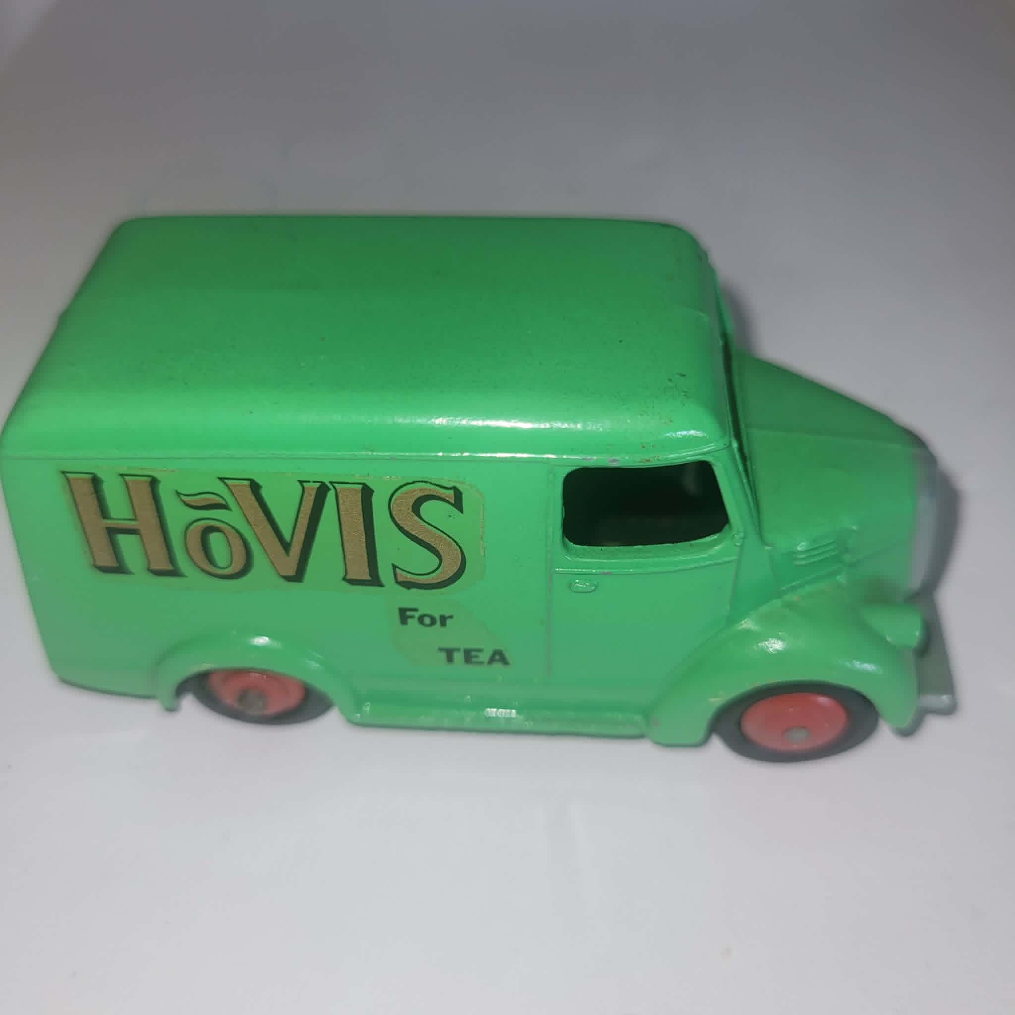 DINKY TOYS TROJAN