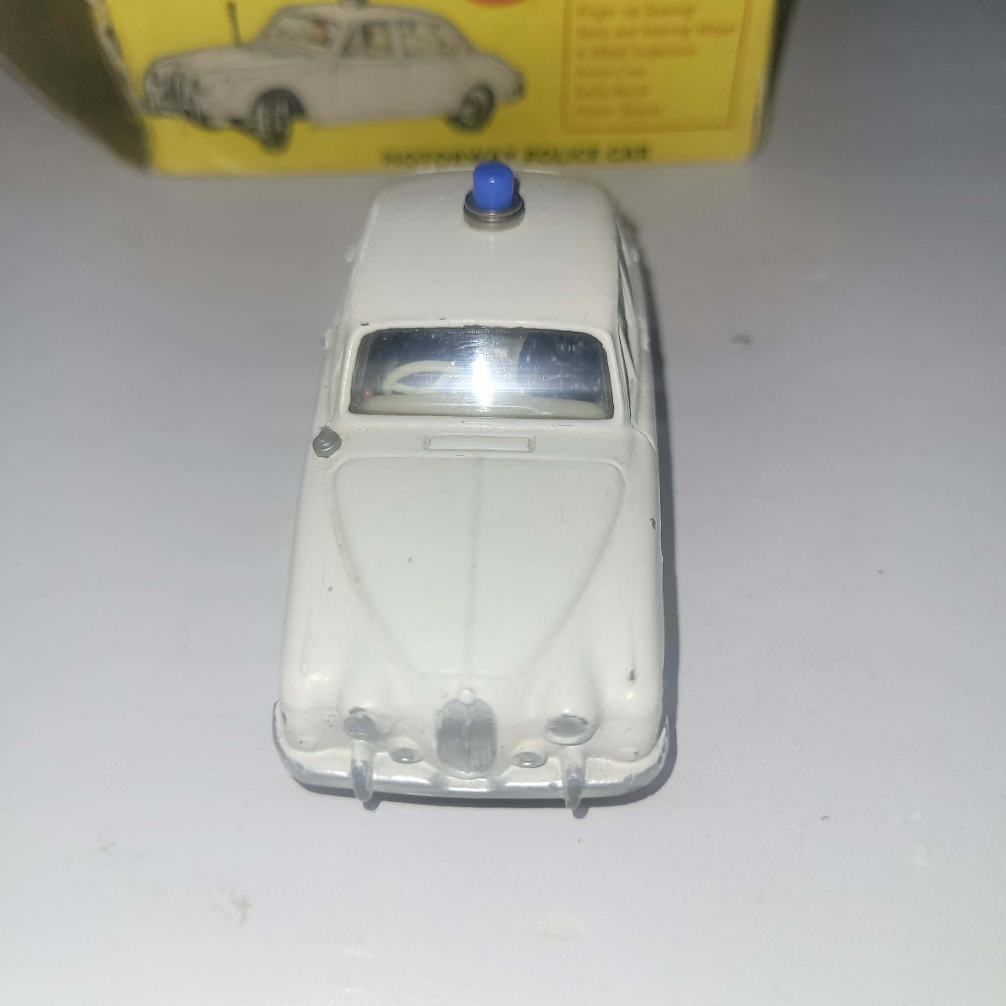 DINKY TOYS JAGUAR