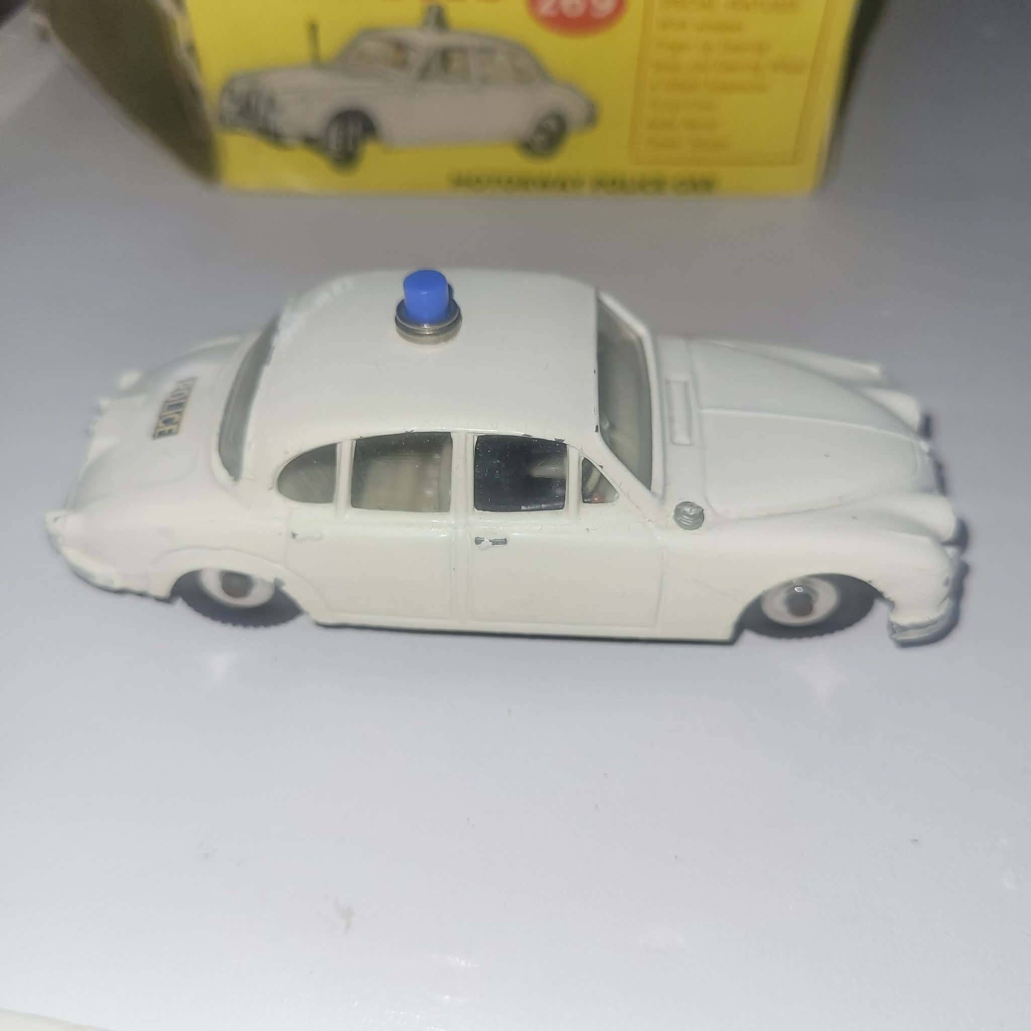 DINKY TOYS JAGUAR