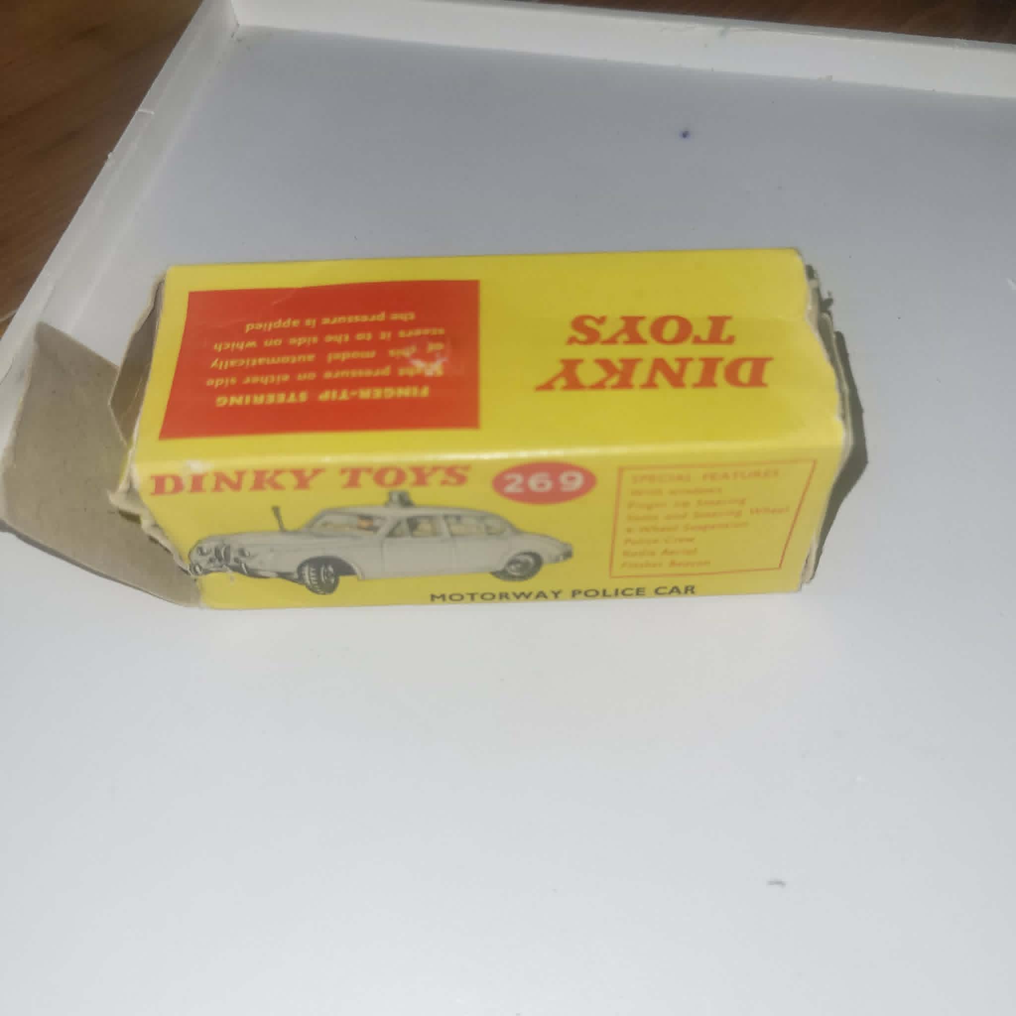 DINKY TOYS JAGUAR
