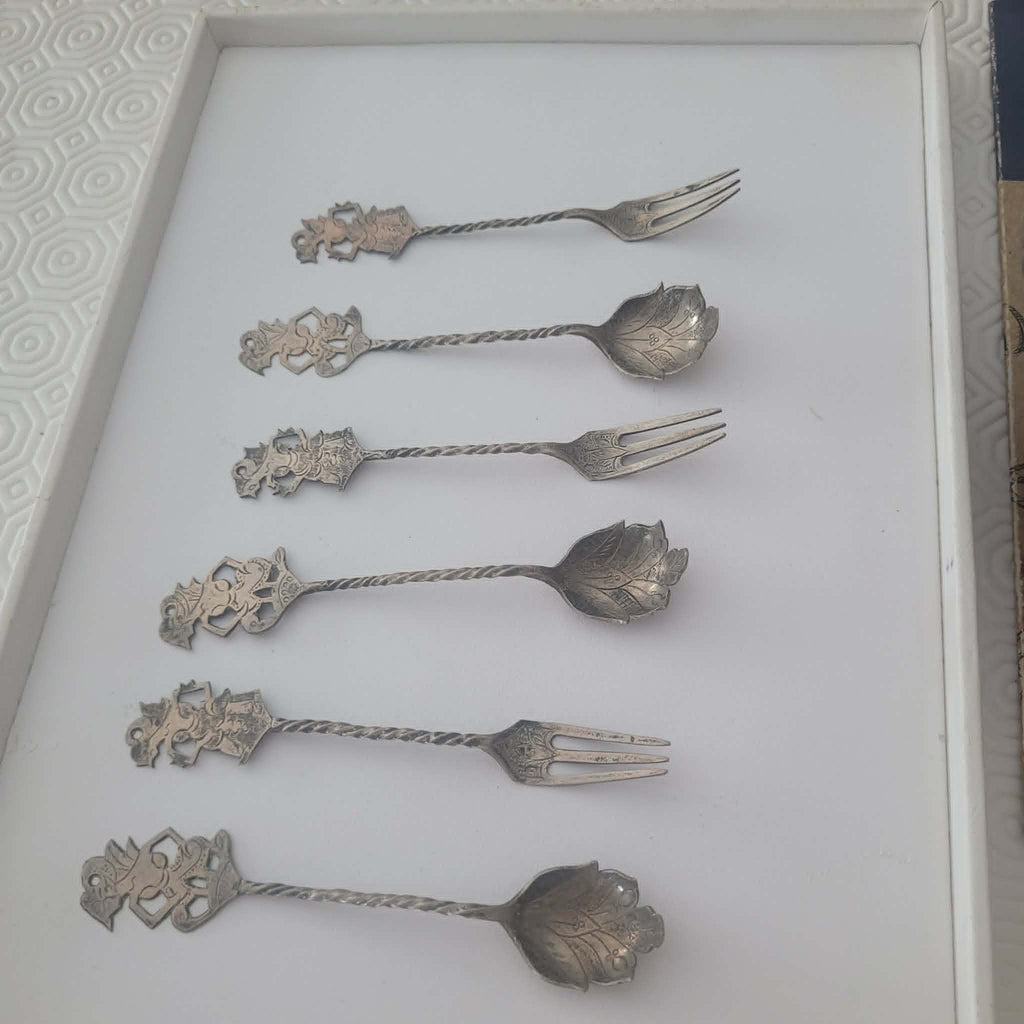 PORTE COUVERTS EN ARGENT