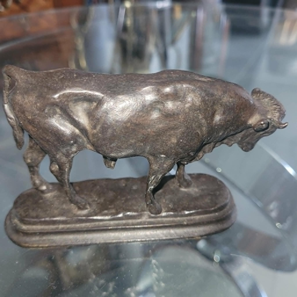 BRONZE TAUREAU