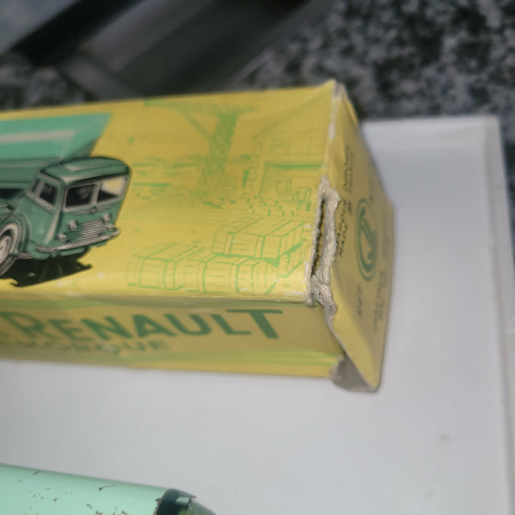 RENAULT TRACTEUR SEMI REMORQUE