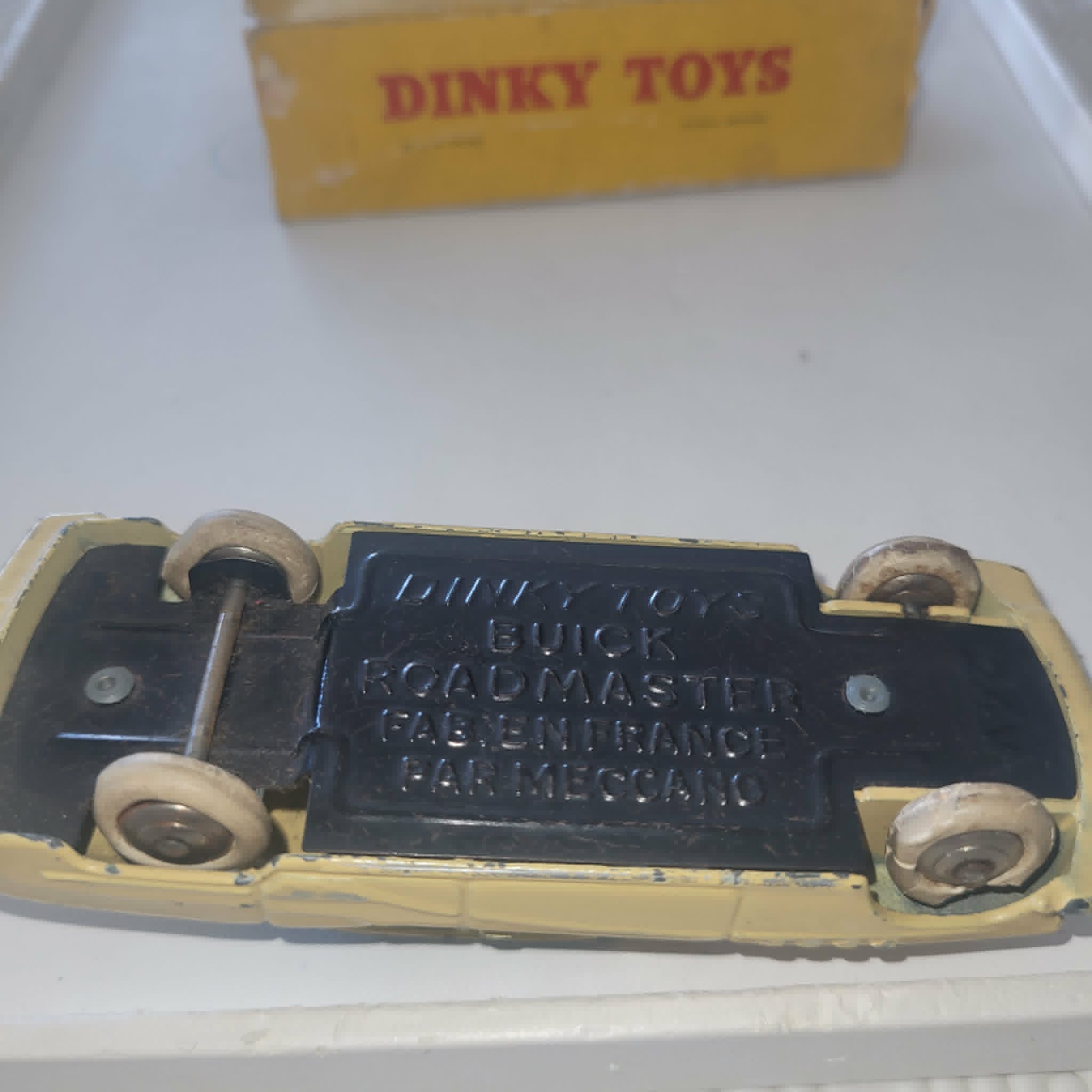 DINKY TOYS BUICK