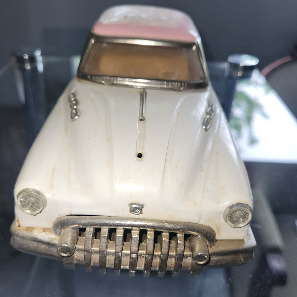 VOITURE SEDAN