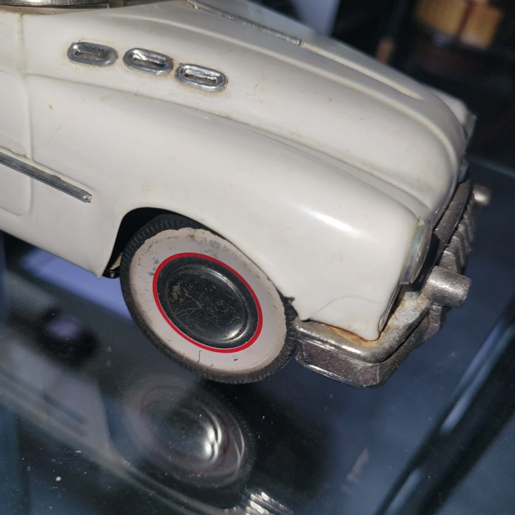 VOITURE SEDAN