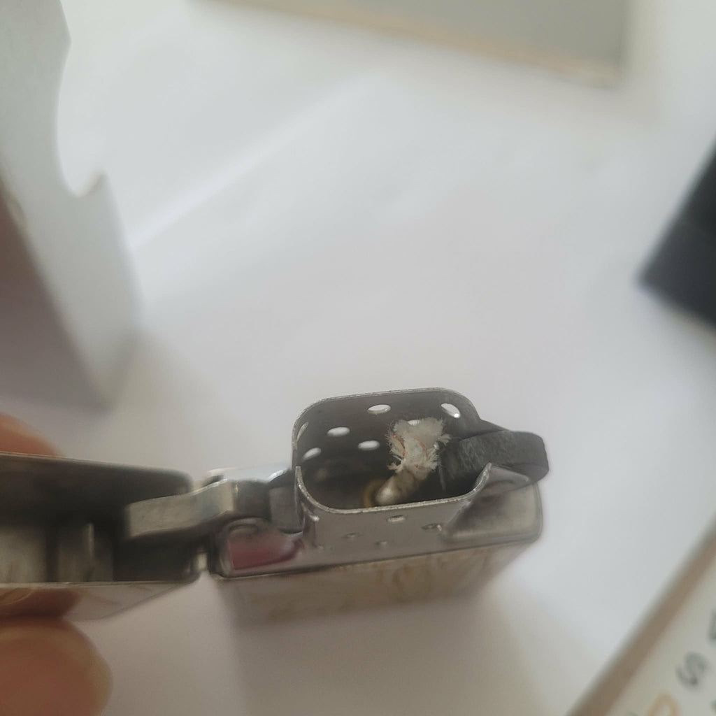 BRIQUET ZIPPO