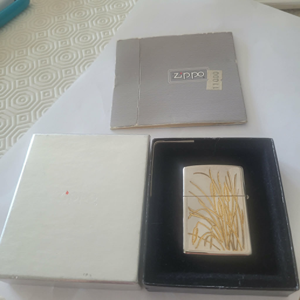 BRIQUET ZIPPO