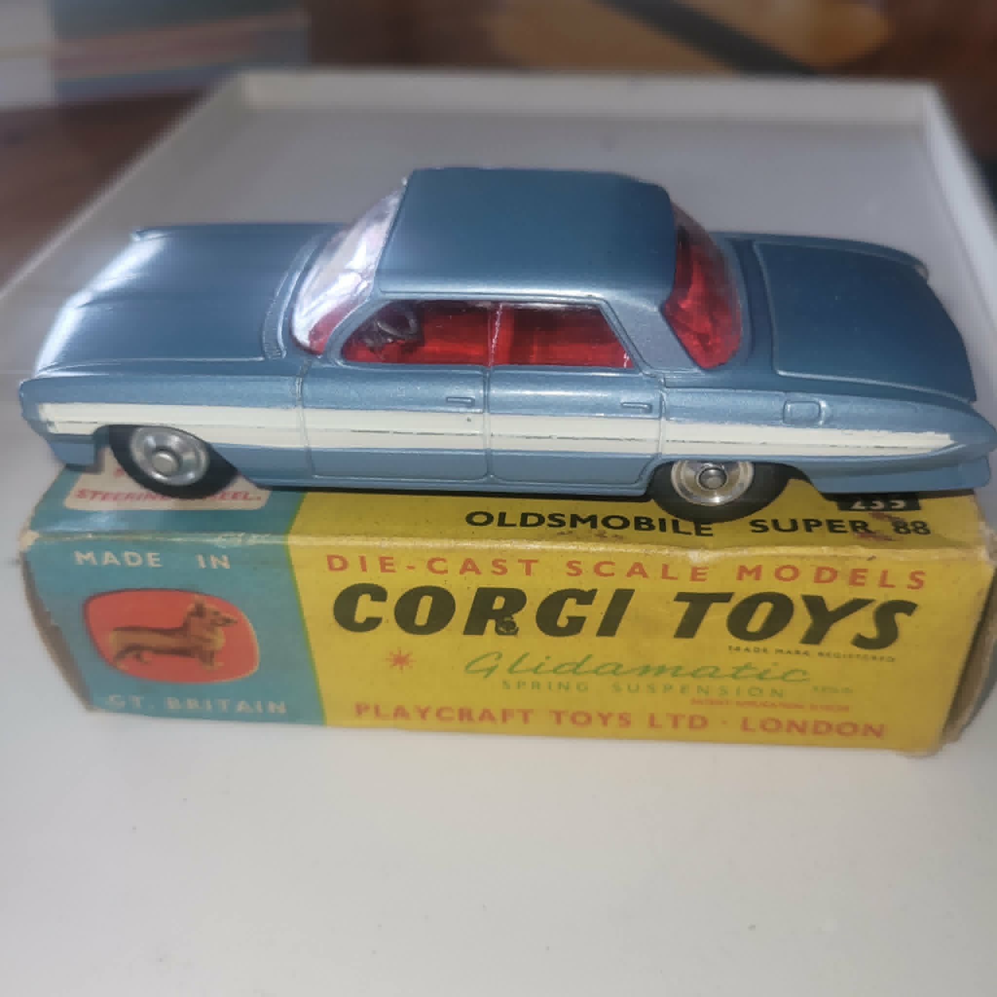 CORGI TOYS OLDSMOBILE