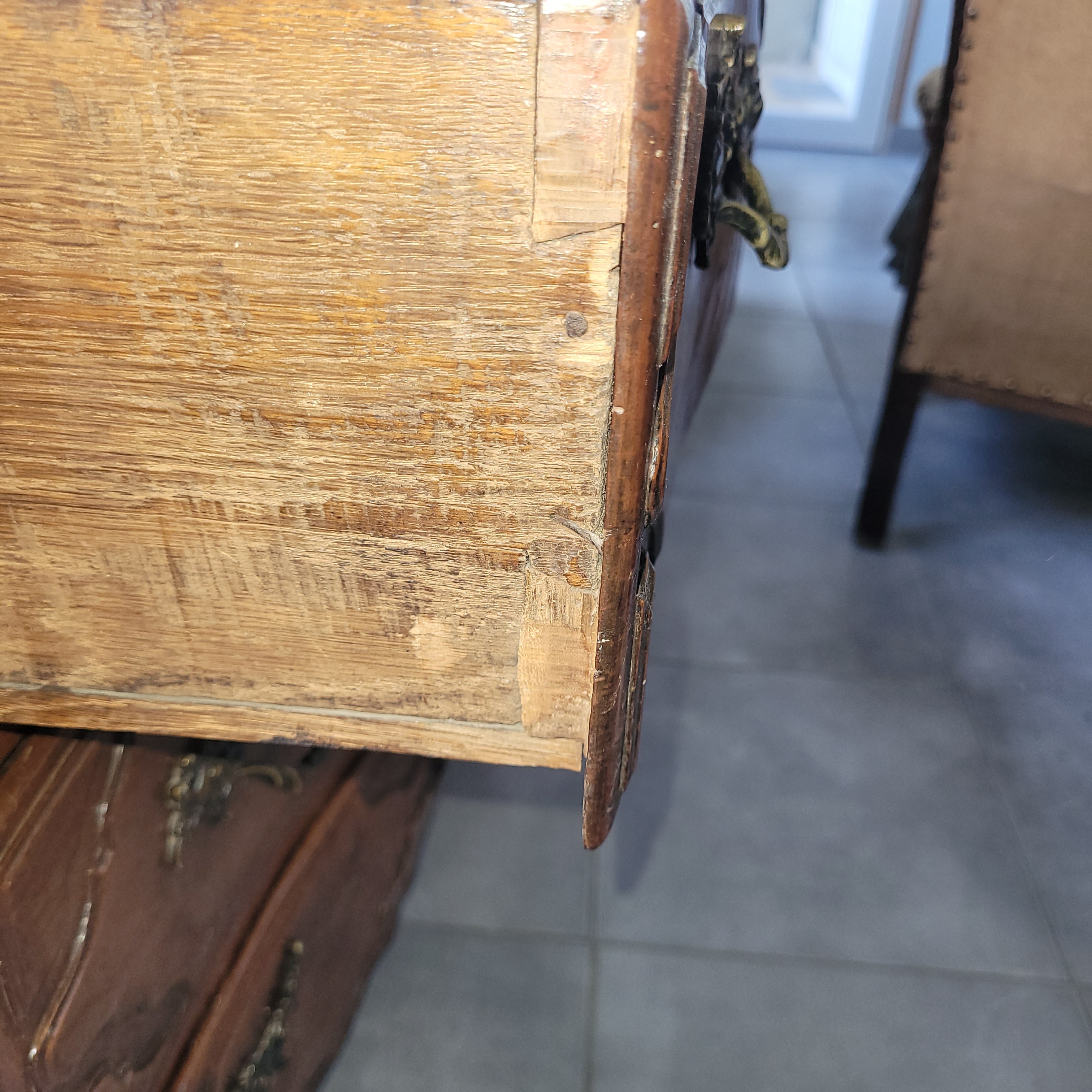 COMMODE ARBALETE