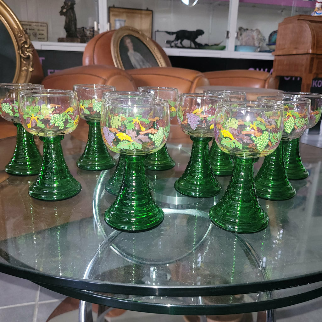 LOT DE VERRES A VIN