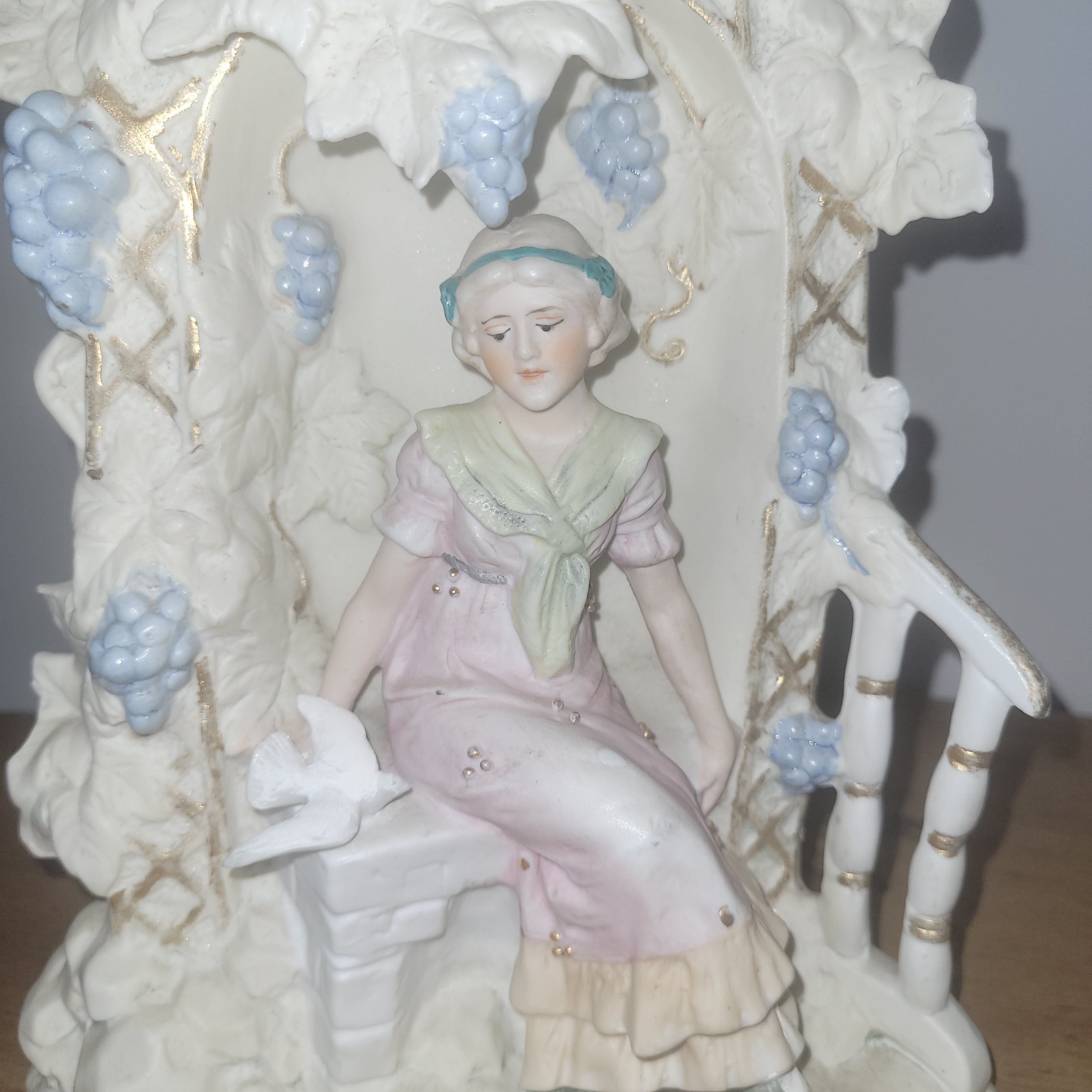 STATUES EN BISCUIT