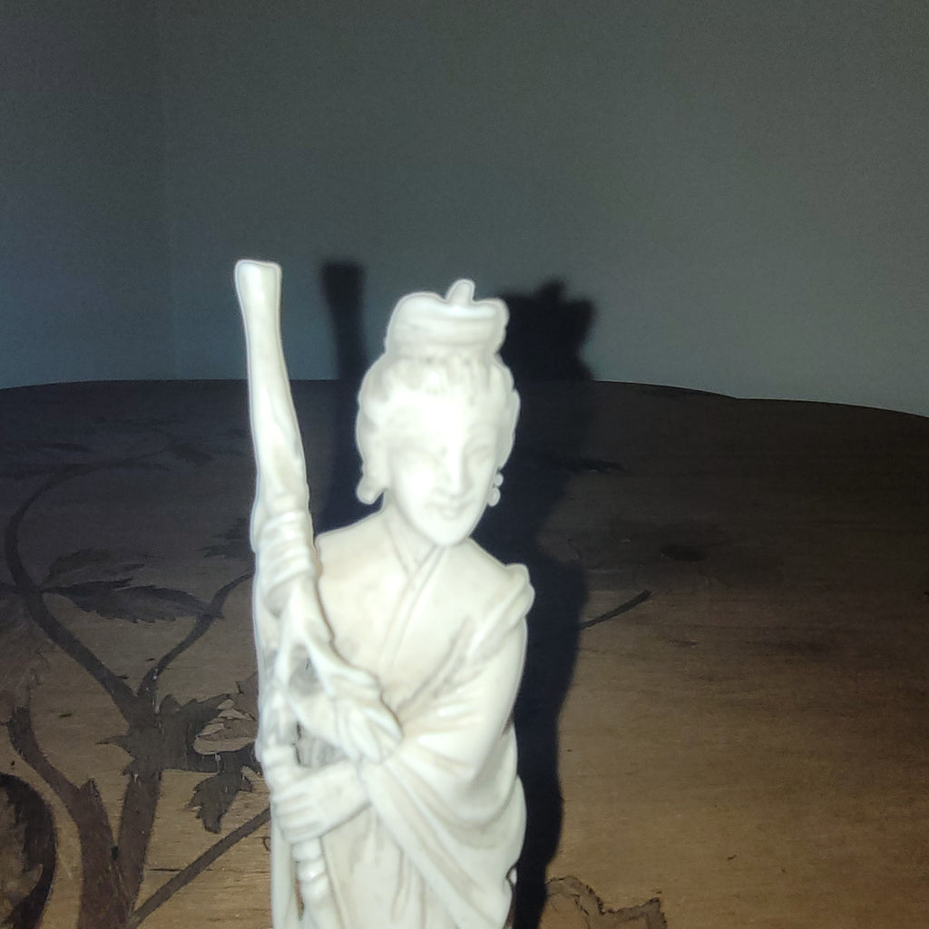 STATUETTE ANCIENNE