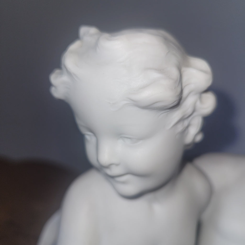 SCULPTURE EN BISCUIT