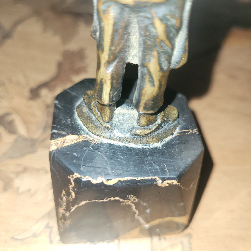 STATUETTE EN BRONZE