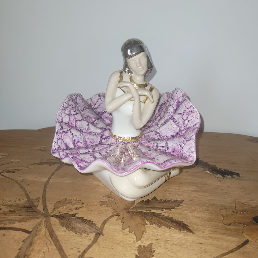 STATUE EN PORCELAINE