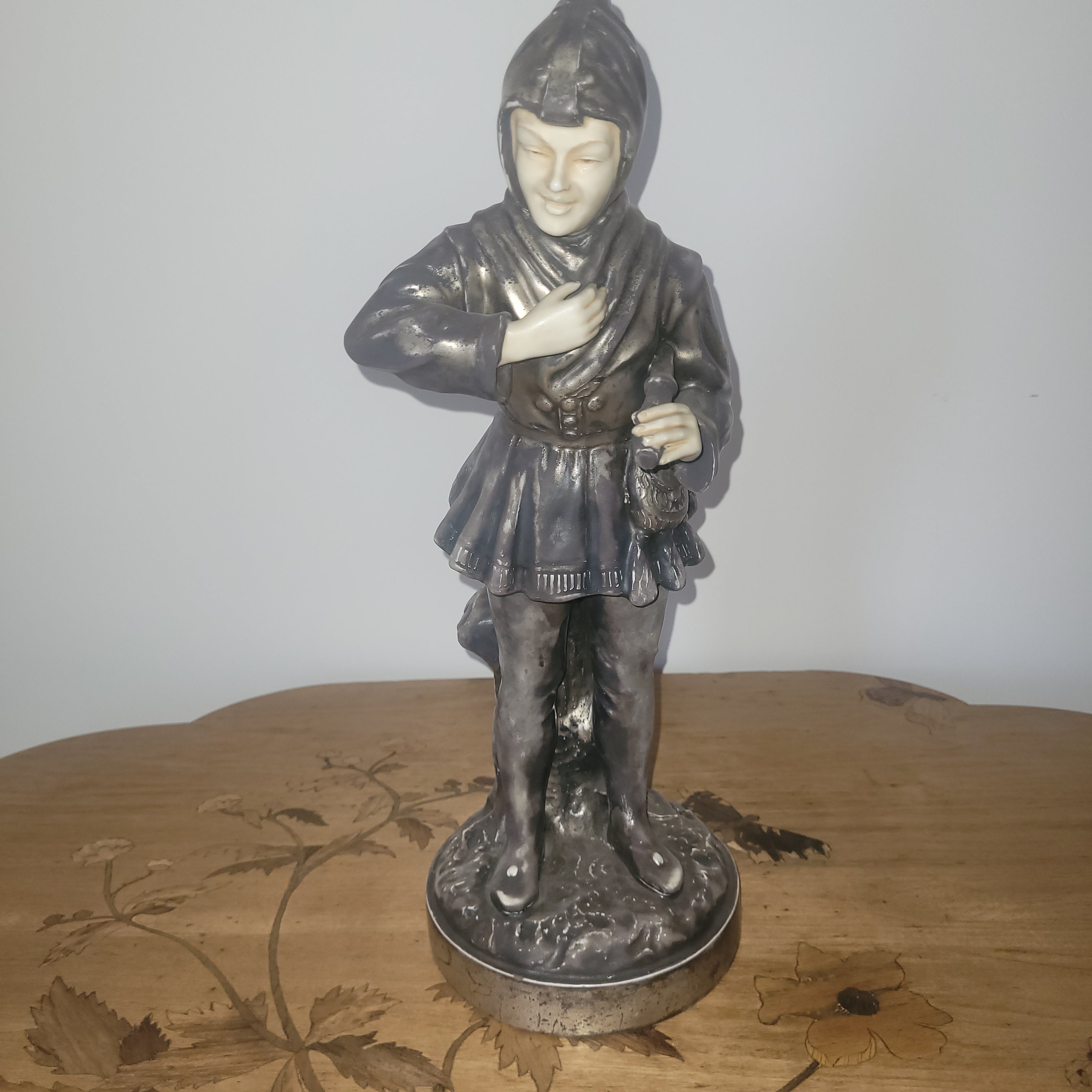 SCULPTURE ROYAL DUX