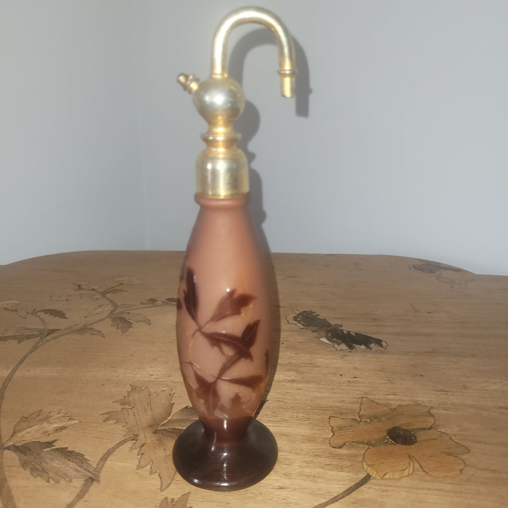 Vaporisateur Émile Galle