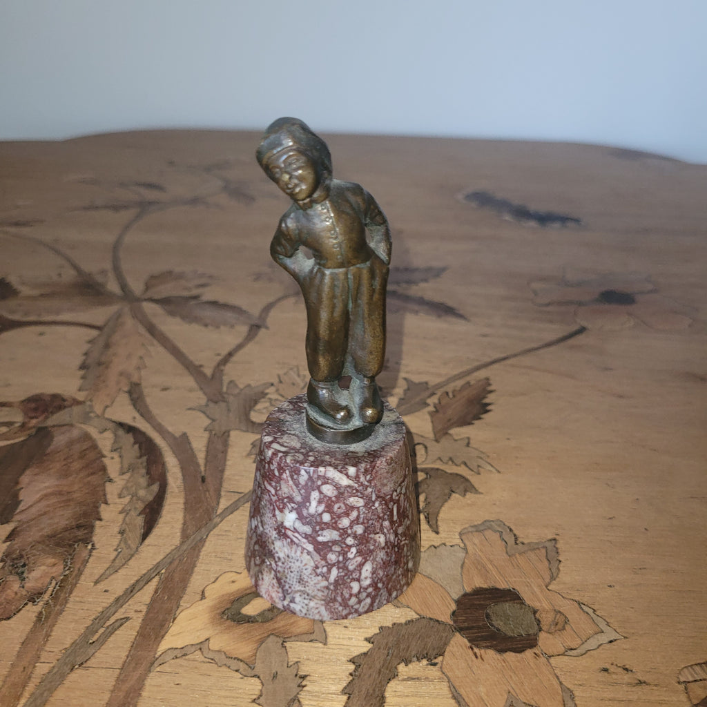 STATUETTE EN BRONZE