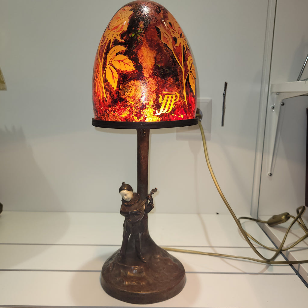 LAMPE SIGNEE