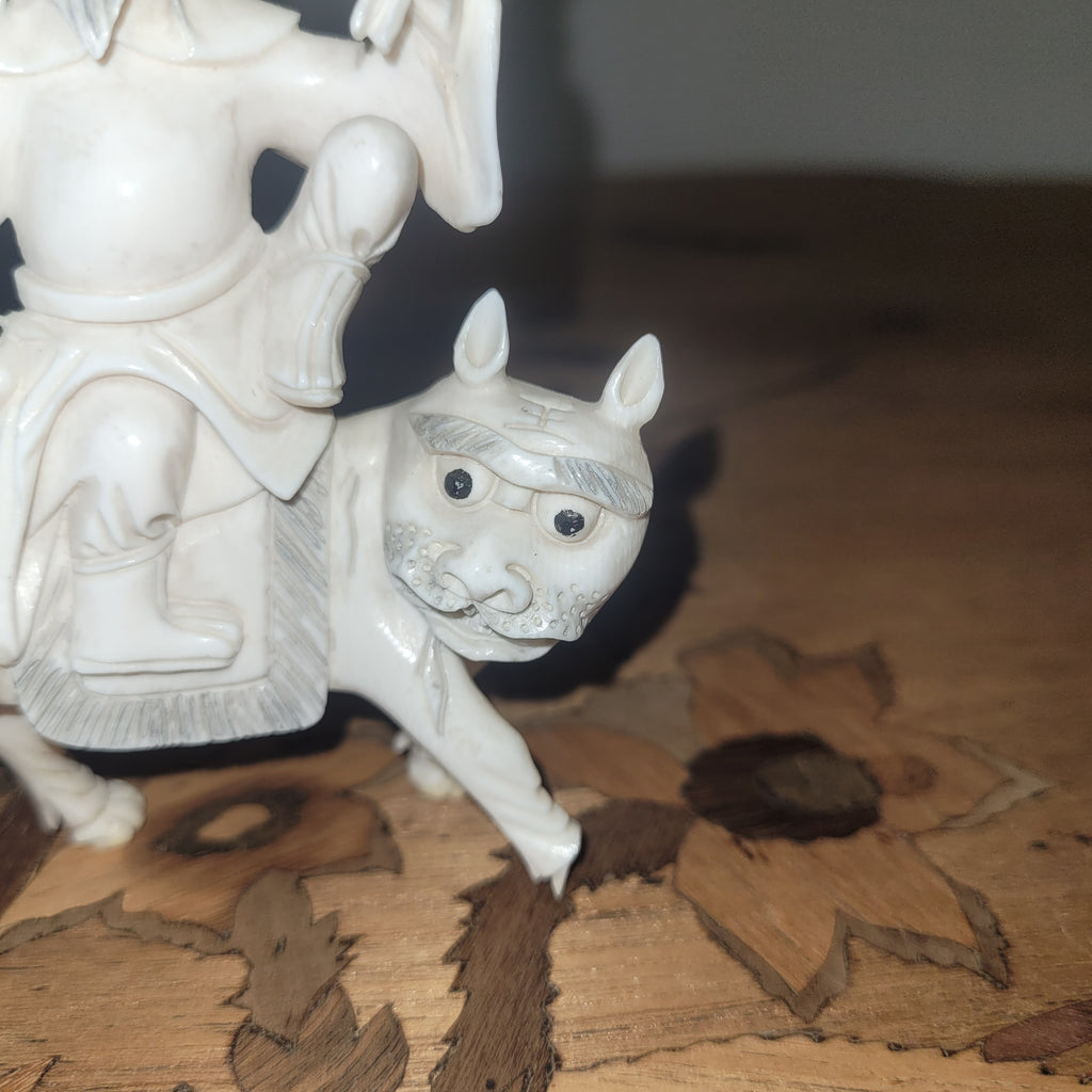 STATUETTE CHINOISE